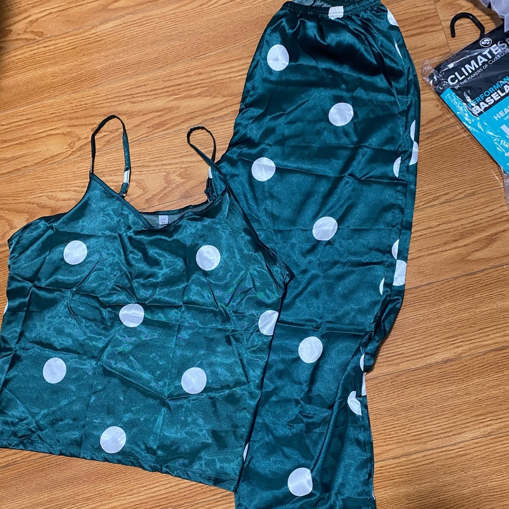 Green polka dot pajama set